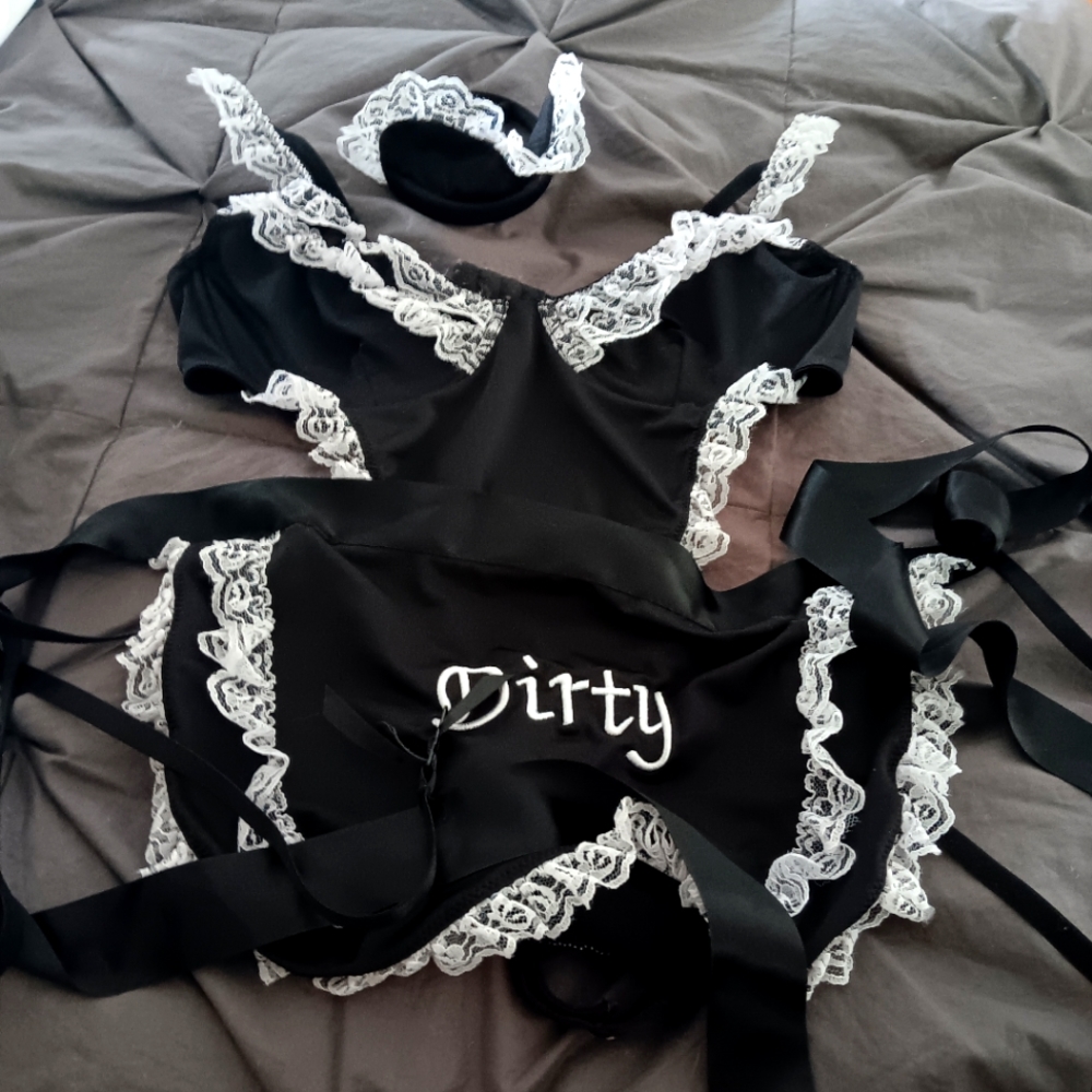 Maid costume